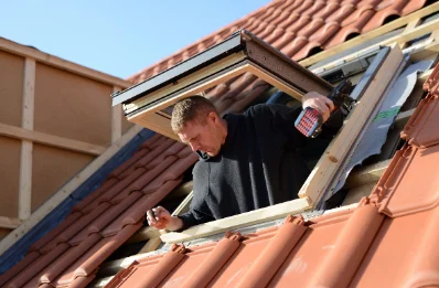 Pose de fenêtres de toit Velux à Mauran